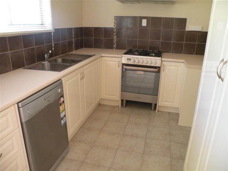 9 9 Vyner Street, Rockhampton QLD 4700