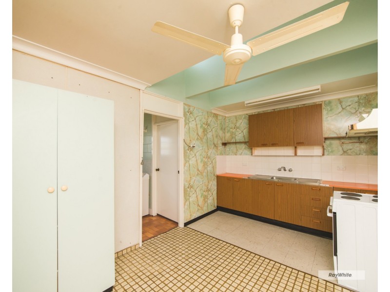 264 Elphinstone Street, Koongal QLD 4701