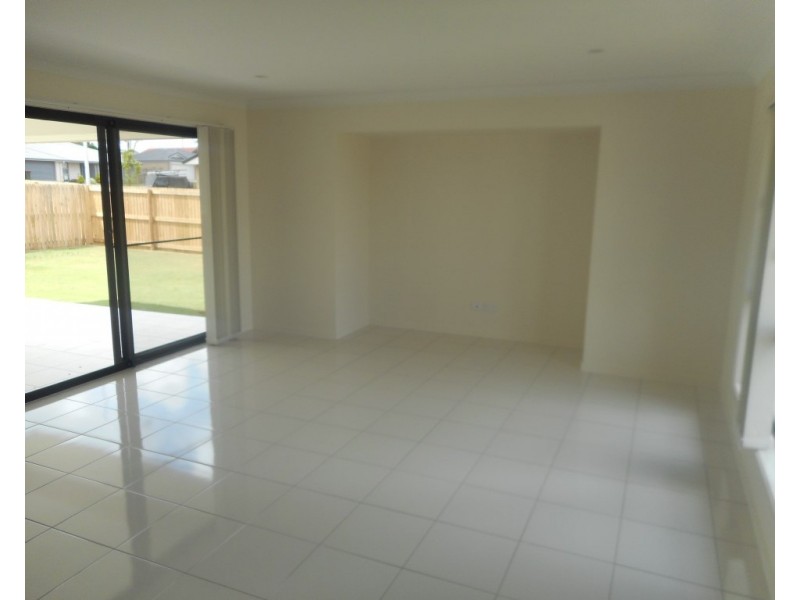 10 Rosedale Street, Parkhurst QLD 4702