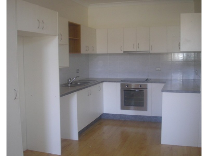 2/260 Quay Street, Rockhampton City QLD 4700