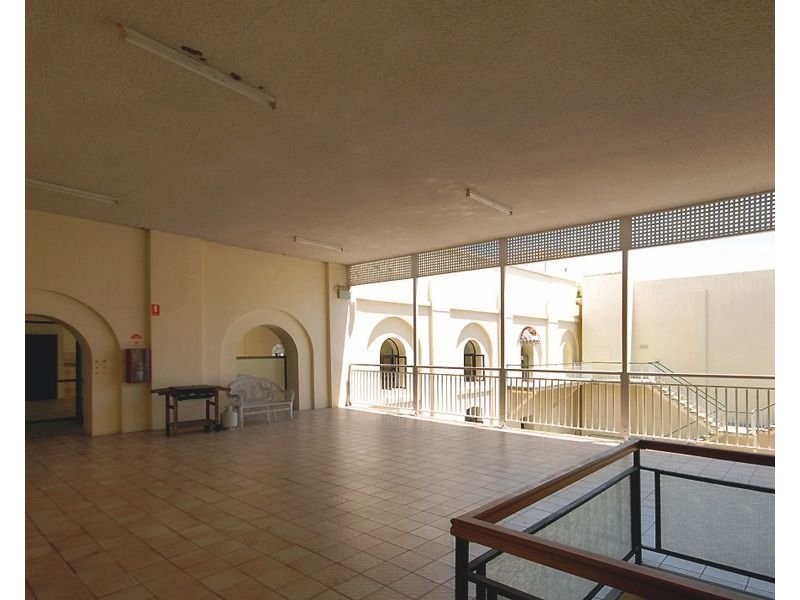 2/260 Quay Street, Rockhampton City QLD 4700