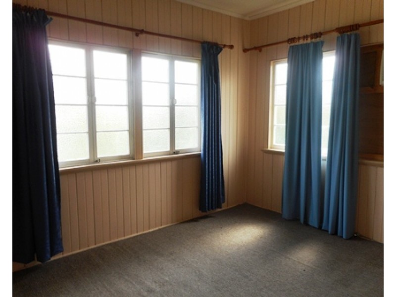 33 Willis Street, West Rockhampton QLD 4700