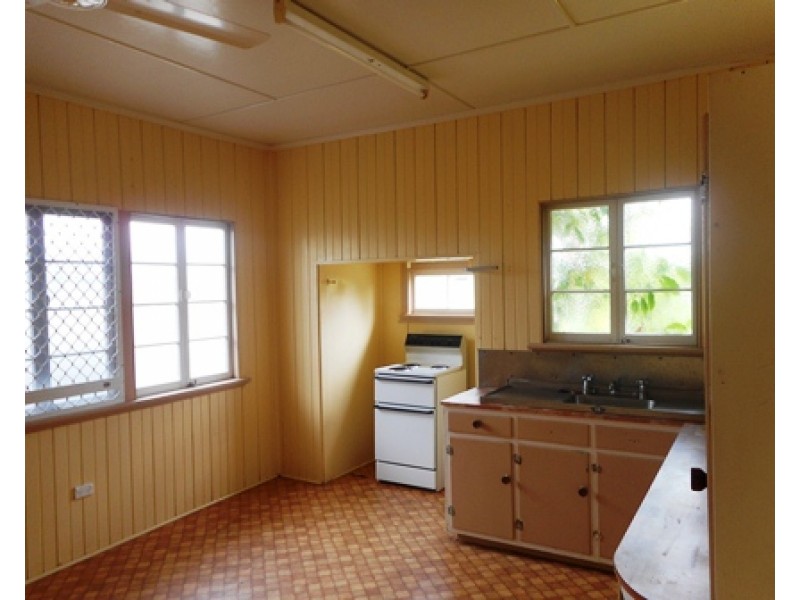 33 Willis Street, West Rockhampton QLD 4700