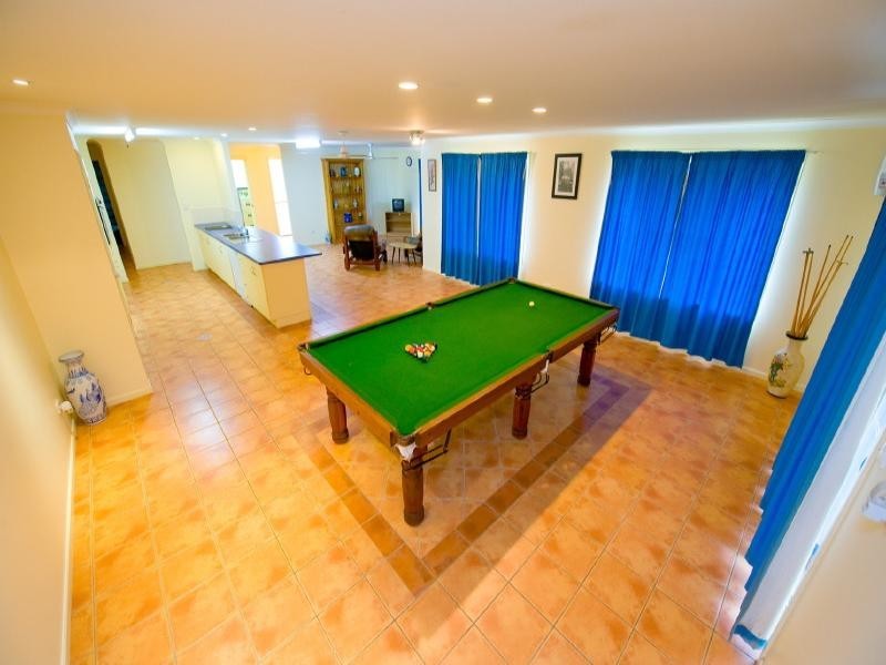 8 Dawn Close, Rockyview QLD 4701