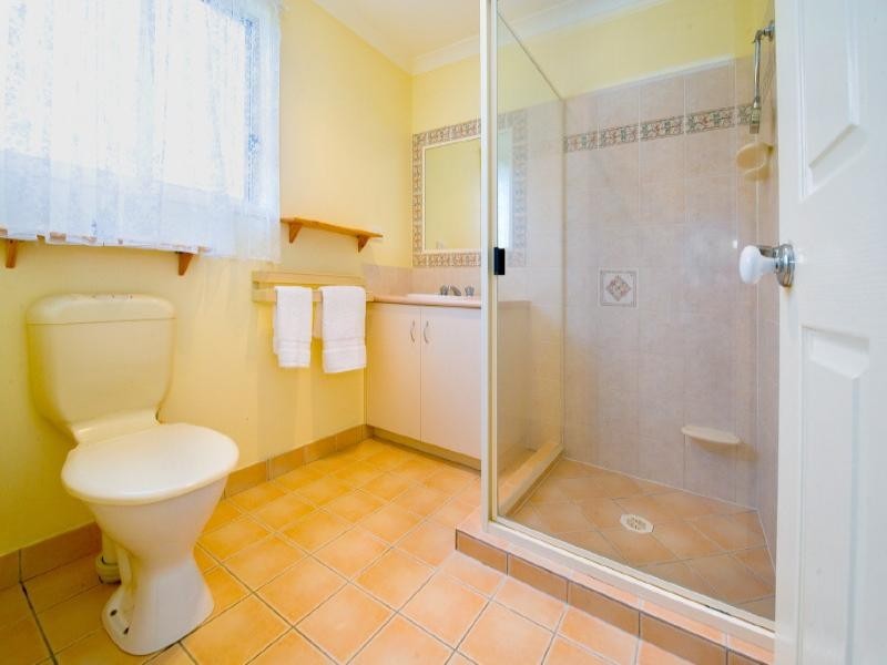 8 Dawn Close, Rockyview QLD 4701