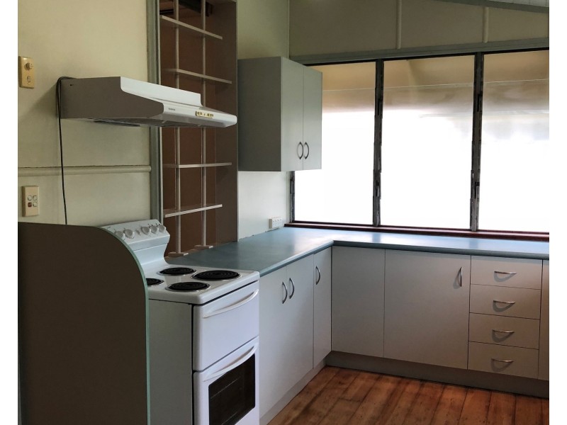 7 Connolly Street, Allenstown QLD 4700