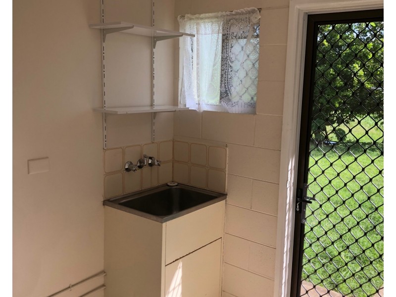 2/11 Withers Street, Kawana QLD 4701