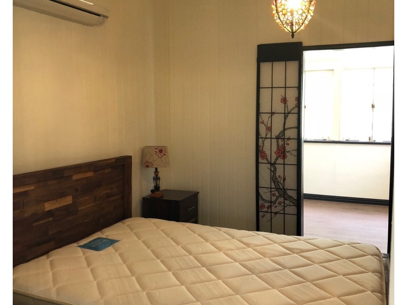 9 Kellow Street, The Range QLD 4700