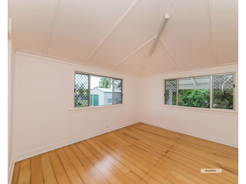 76 McKean Street, Berserker QLD 4701