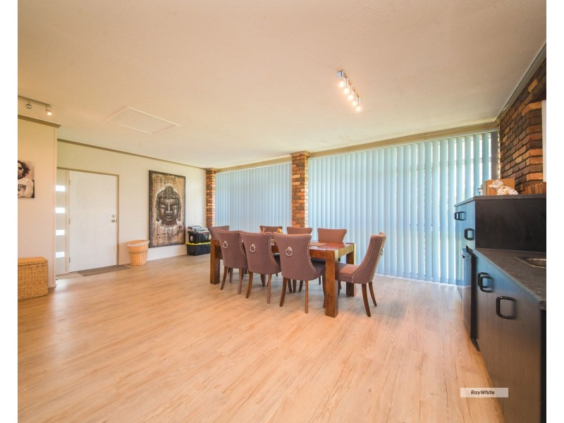 27 Vass Road, Etna Creek QLD 4702