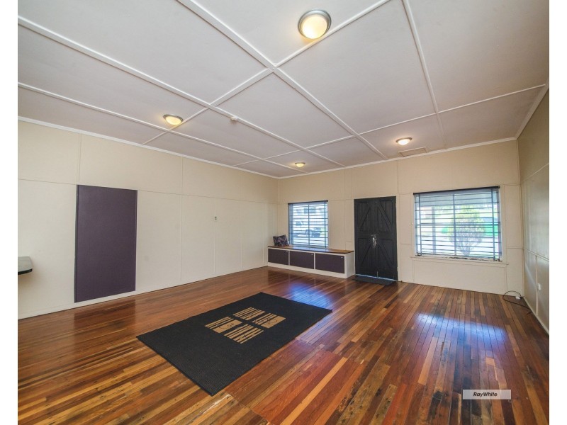 1 Meter Street, The Range QLD 4700