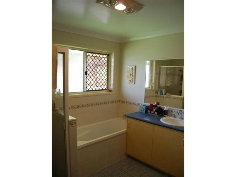 13 Hansen Street, Frenchville QLD 4701