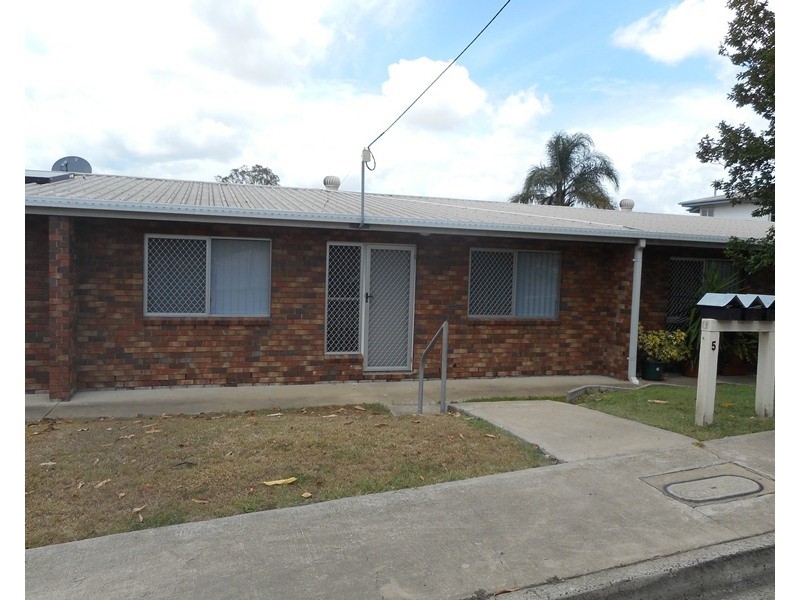 2/5 Wakefield Street, Allenstown QLD 4700