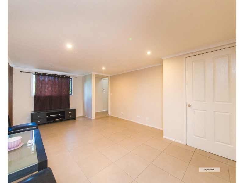 2/132 Main Street, Park Avenue QLD 4701