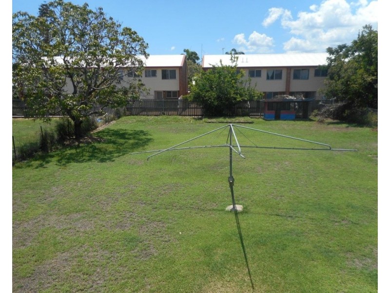 69 Livingstone Street, Berserker QLD 4701