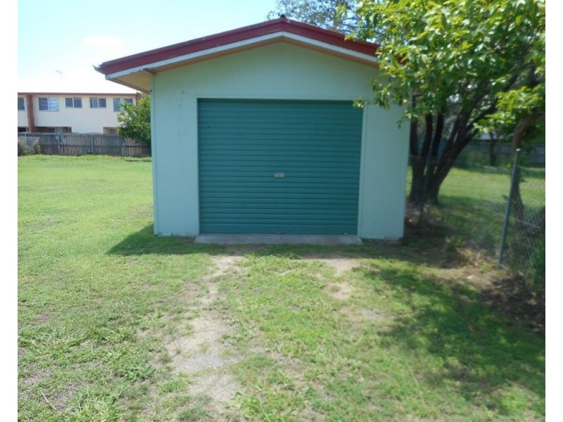 69 Livingstone Street, Berserker QLD 4701