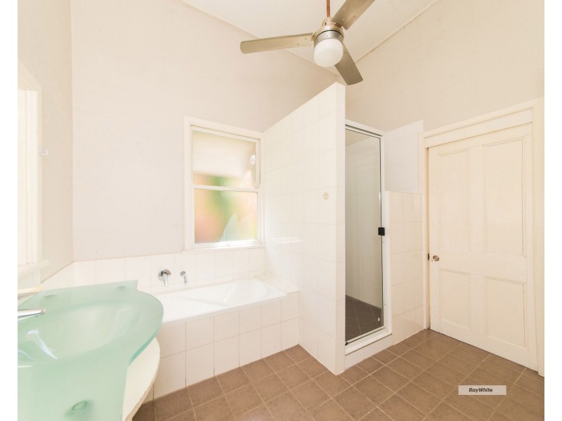 132 Campbell Street, Rockhampton City QLD 4700