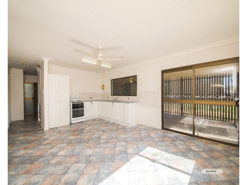 296 Kent Street, Depot Hill QLD 4700