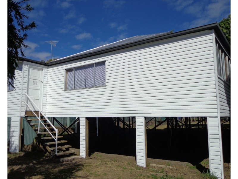 386 East Street, Depot Hill QLD 4700