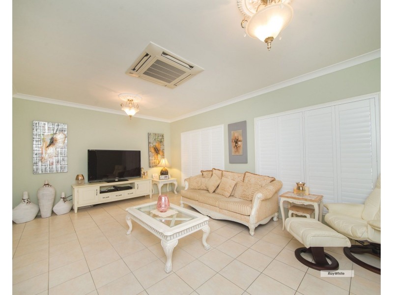 7 Stirling Drive, Rockyview QLD 4701