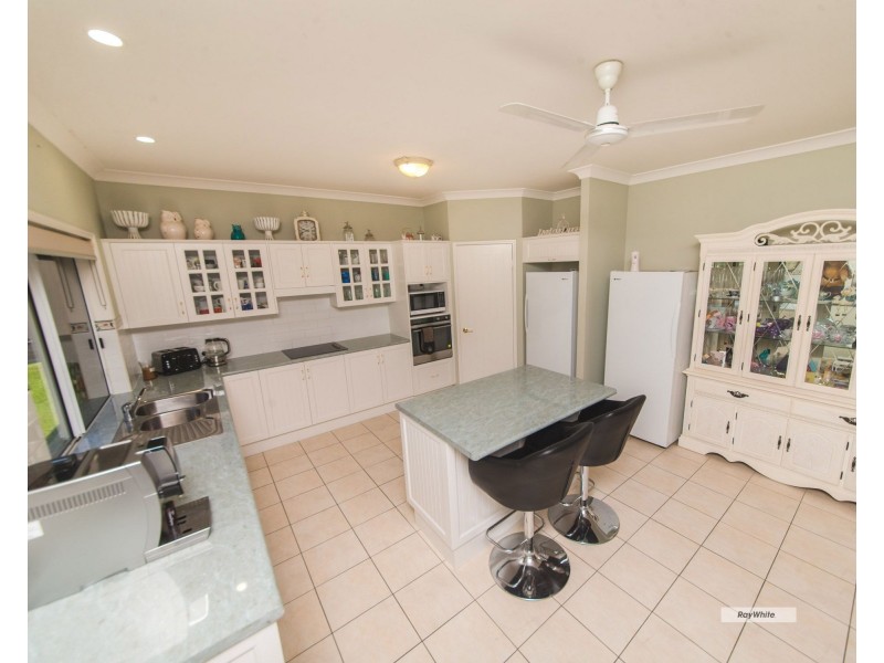 7 Stirling Drive, Rockyview QLD 4701