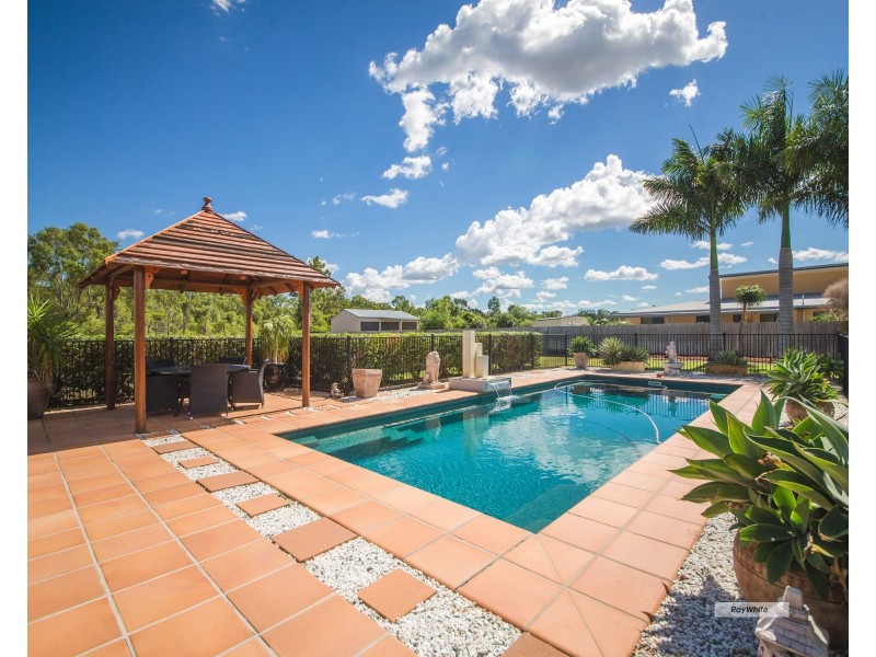 7 Stirling Drive, Rockyview QLD 4701