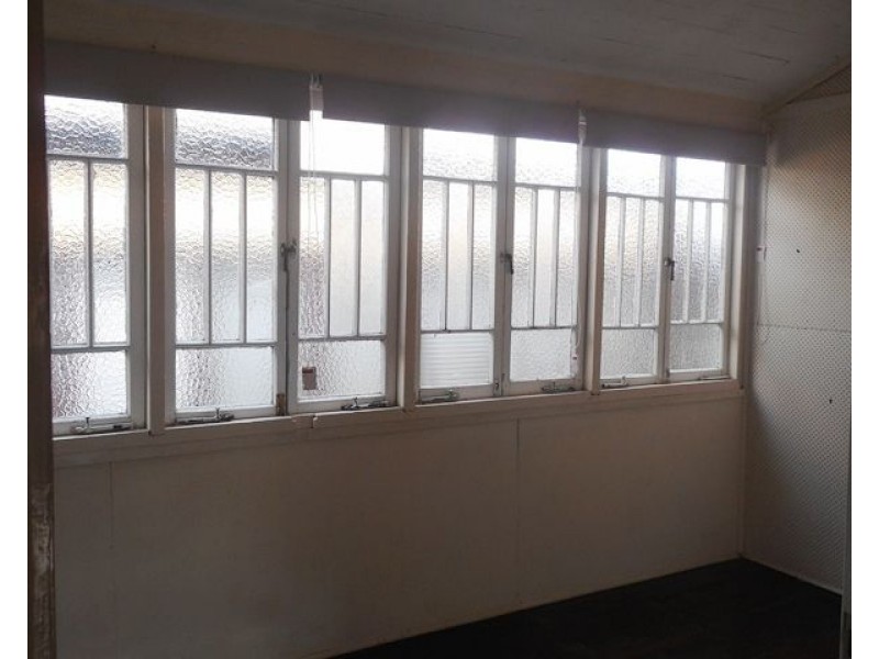 242 West Street, Allenstown QLD 4700