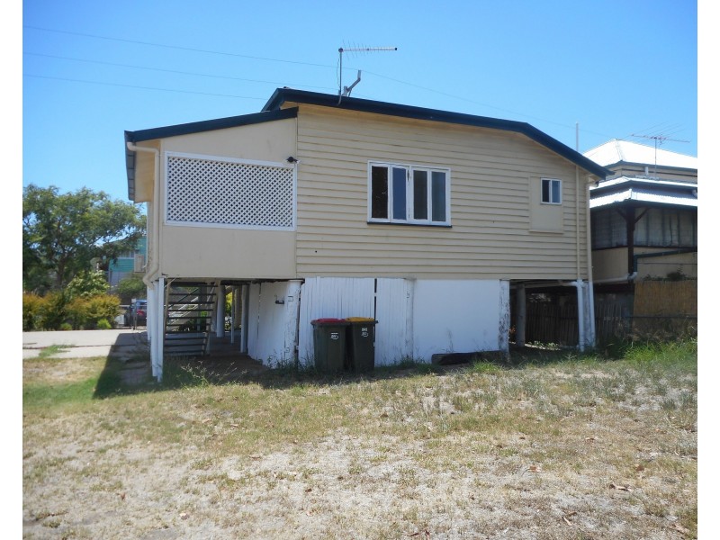 242 West Street, Allenstown QLD 4700