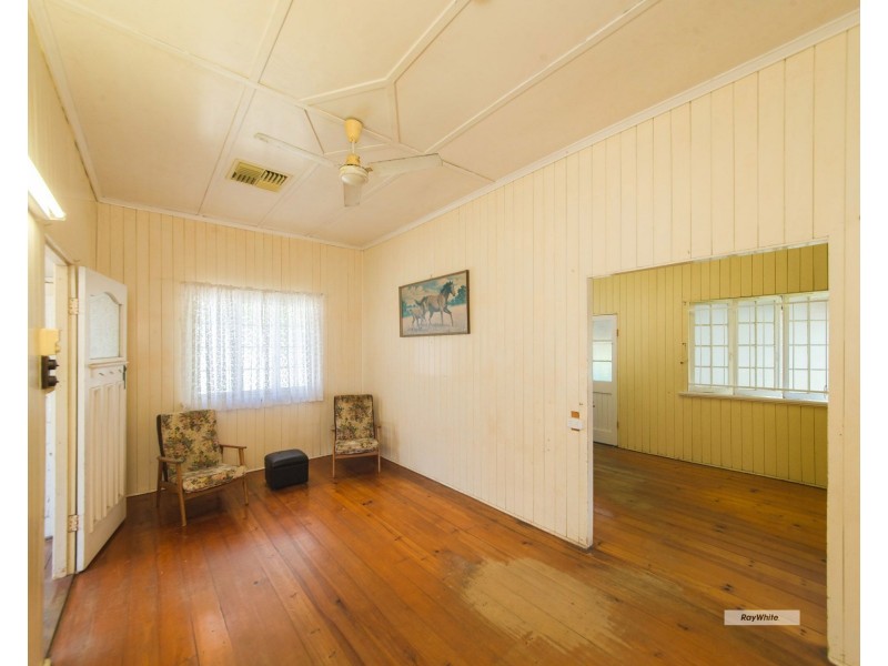 359 Berserker Street, Frenchville QLD 4701
