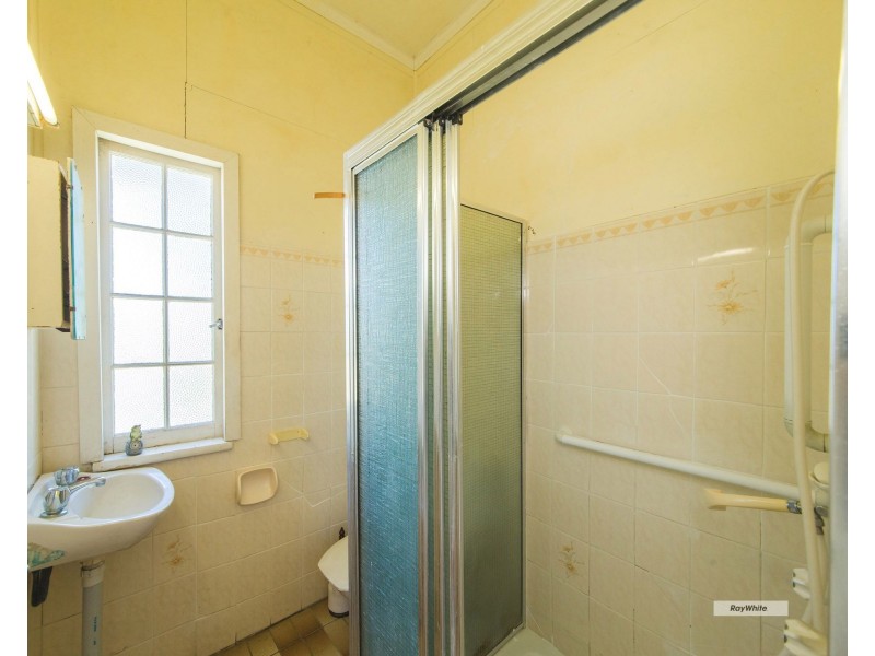 359 Berserker Street, Frenchville QLD 4701