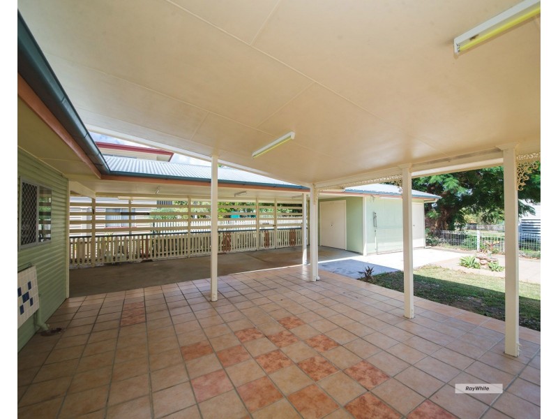 106 Rice Street, Park Avenue QLD 4701