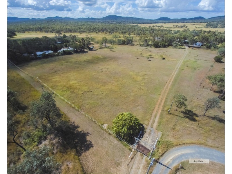 63182 Bruce Highway, Etna Creek QLD 4702