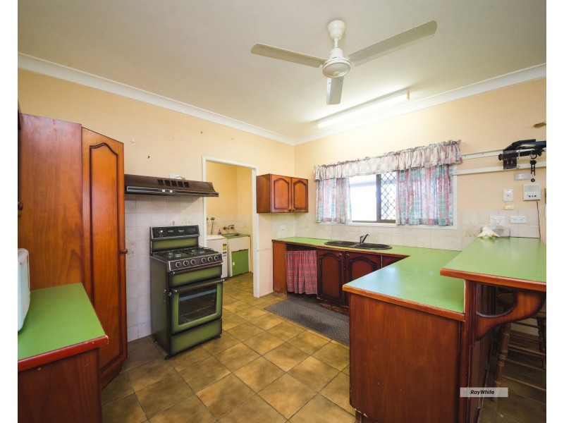 63182 Bruce Highway, Etna Creek QLD 4702