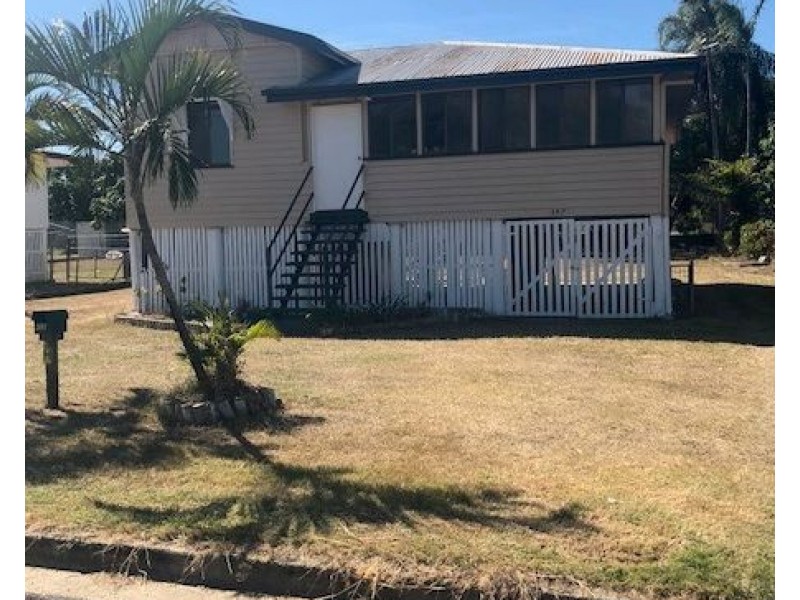 397 East Street, Depot Hill QLD 4700
