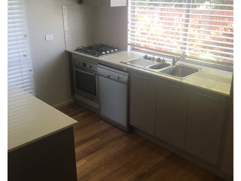 1/59 Edward Street, Berserker QLD 4701