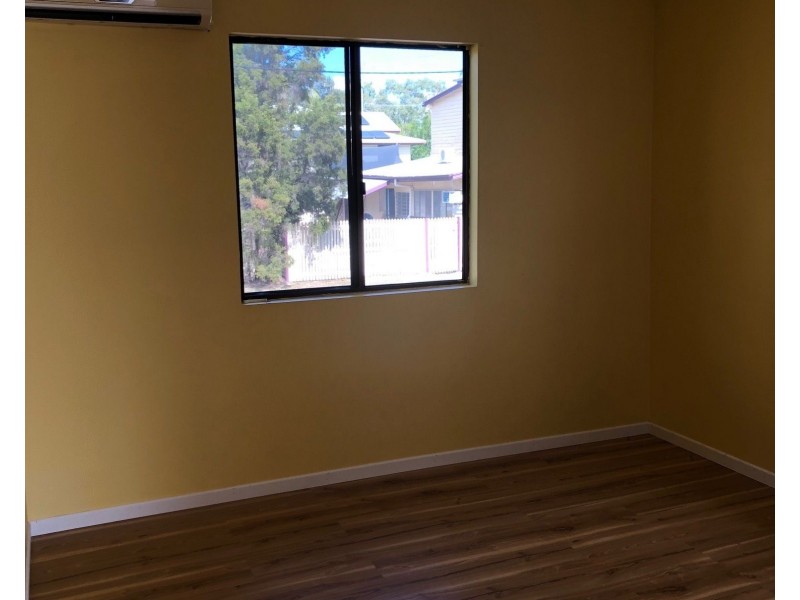 12 Musgrave Street, Berserker QLD 4701