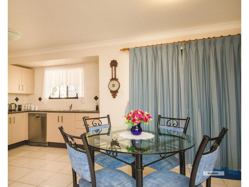 4 Mungarra Drive, Kawana QLD 4701