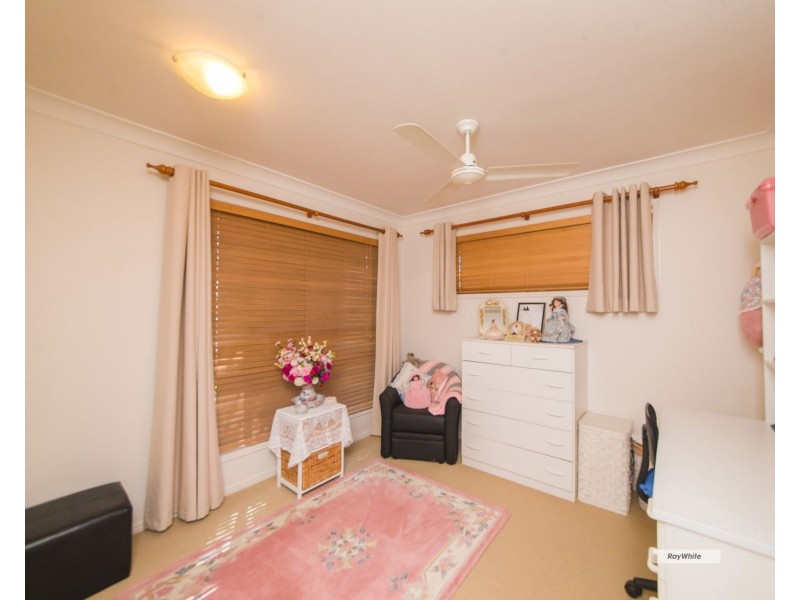 4 Mungarra Drive, Kawana QLD 4701