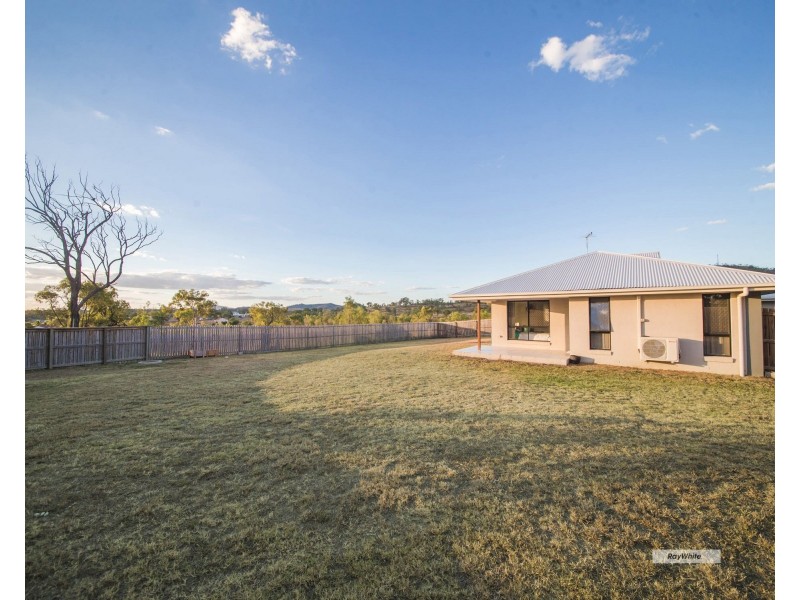 7 Vermont Drive, Parkhurst QLD 4702