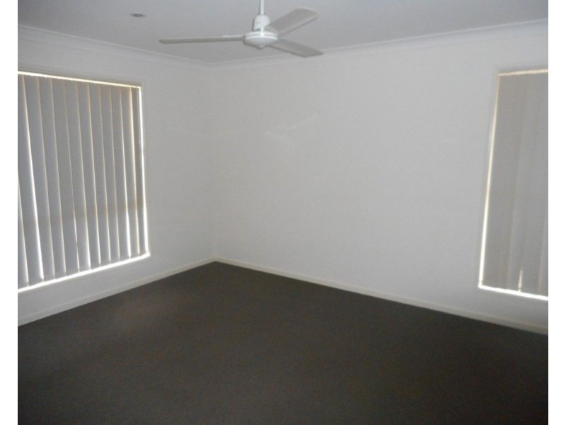 33 Justin Street, Gracemere QLD 4702