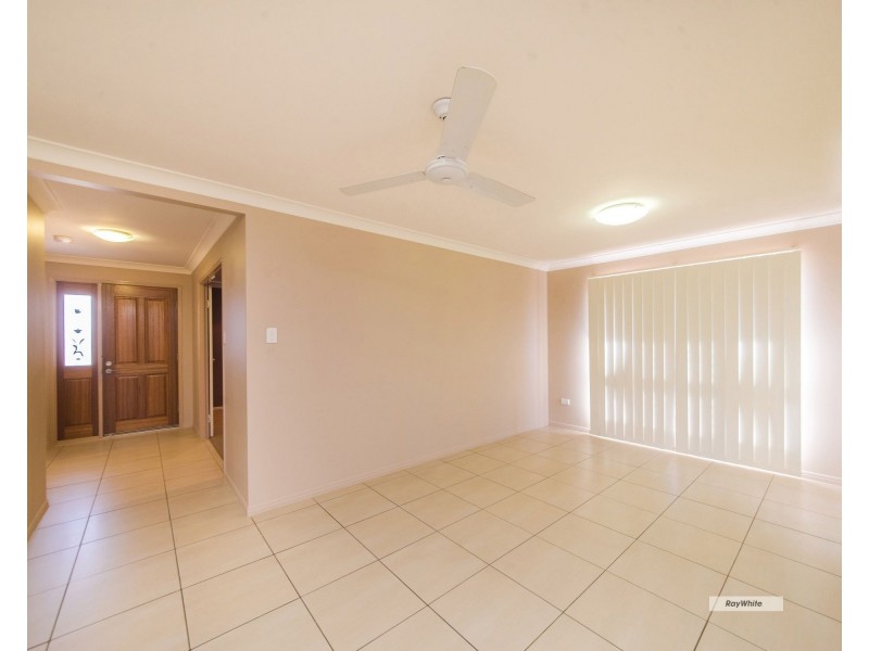 10 Sturt Court, Gracemere QLD 4702