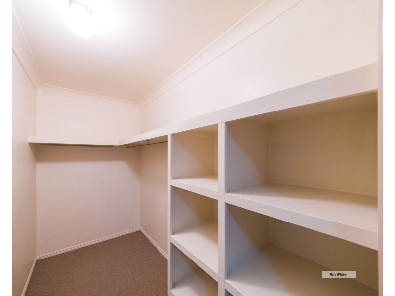 10 Sturt Court, Gracemere QLD 4702