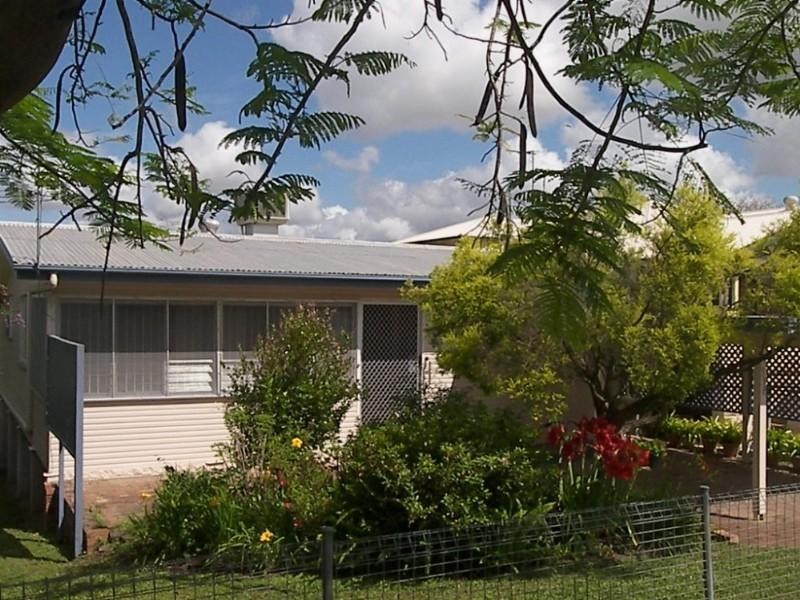 338 Agnes Street, The Range QLD 4700