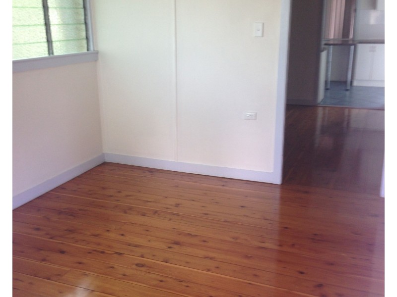 101 Livingstone Street, Berserker QLD 4701