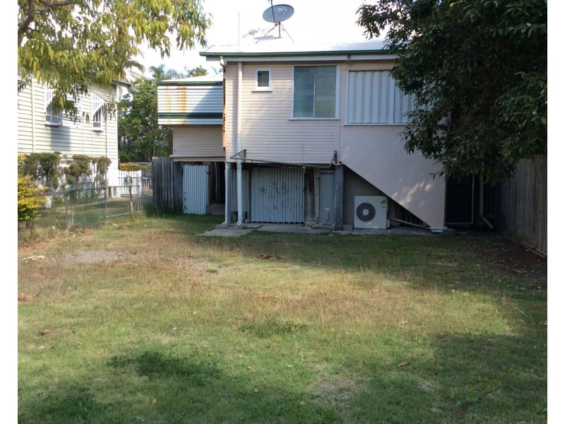 101 Livingstone Street, Berserker QLD 4701