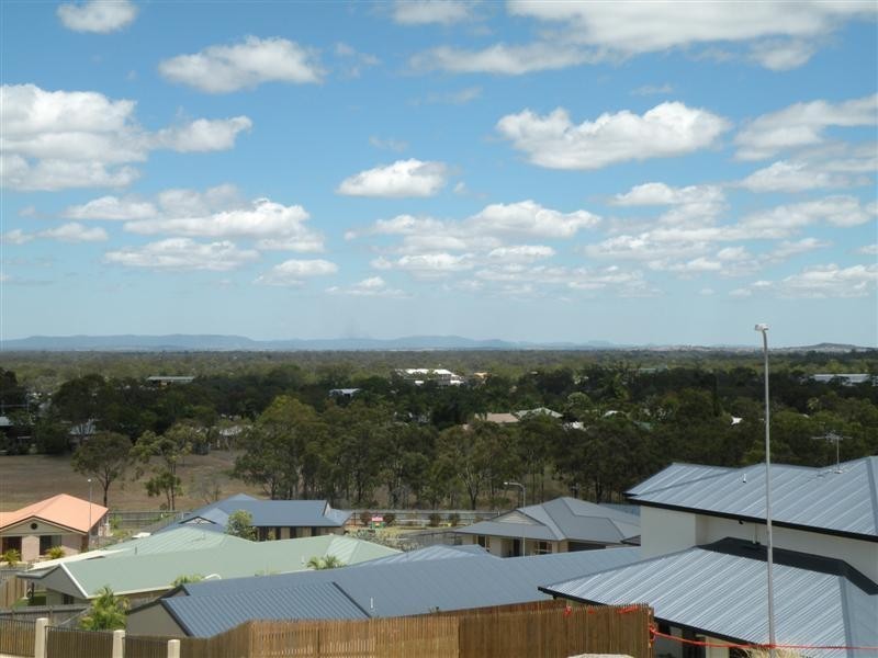 7 Foale Court, Kawana QLD 4701