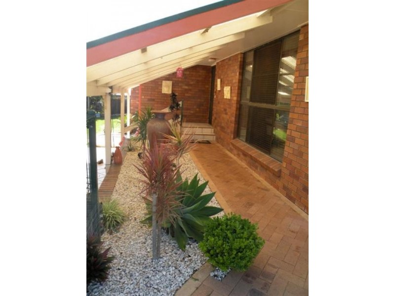 13 Davey Avenue, Frenchville QLD 4701