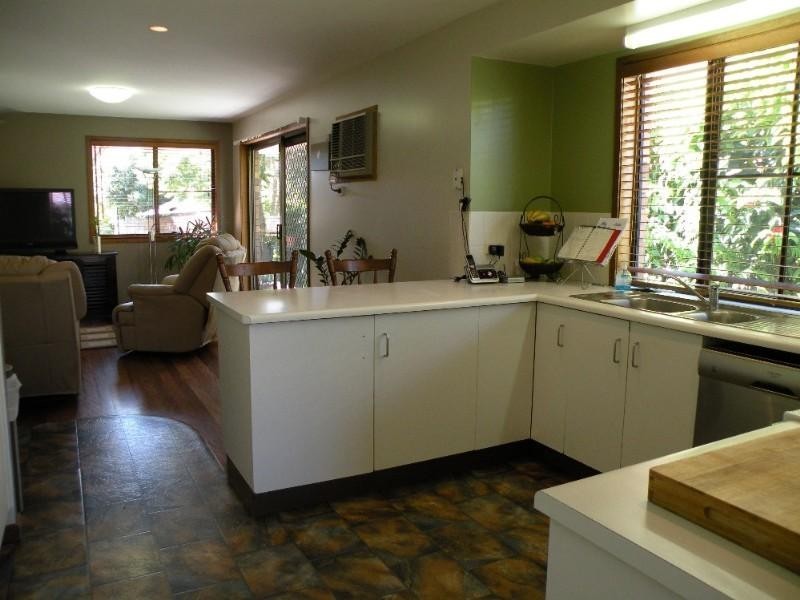 13 Davey Avenue, Frenchville QLD 4701