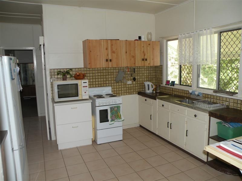 26 Burnett Street, Berserker QLD 4701