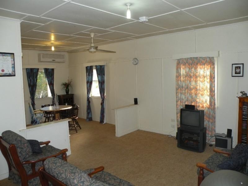 26 Burnett Street, Berserker QLD 4701